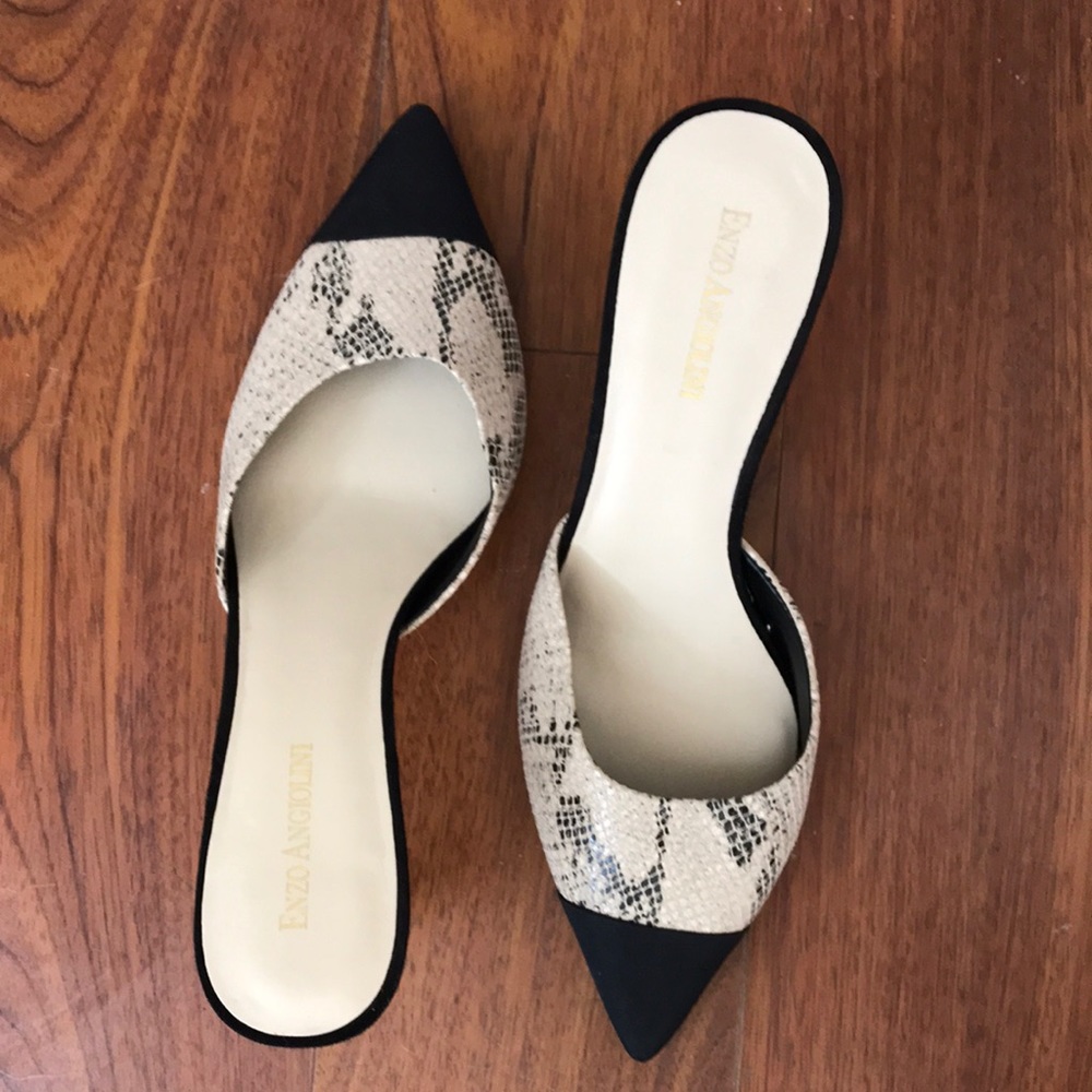 ENZO ANGIOLINI snakeskin black toed sling-back heels